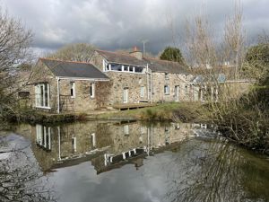 House across the Pond- click for photo gallery